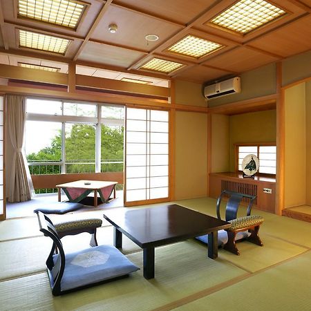 Tsukagoshiya Hotel Shibukawa Eksteriør billede