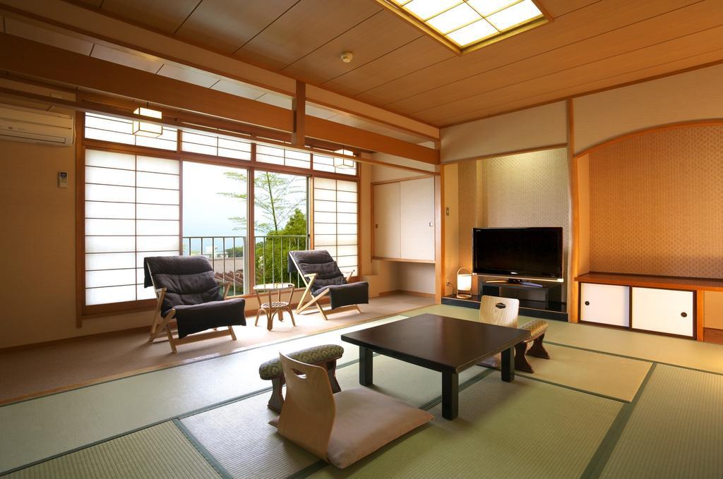 Tsukagoshiya Hotel Shibukawa Eksteriør billede