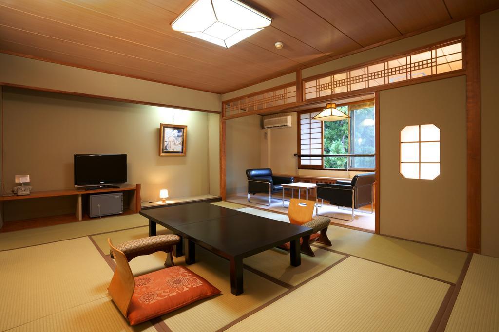 Tsukagoshiya Hotel Shibukawa Eksteriør billede